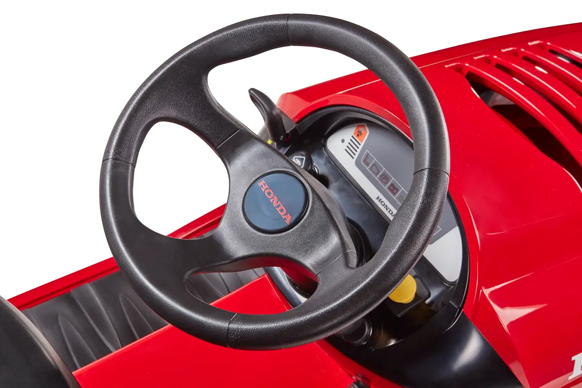 Honda HF2417HB 40 Inch Lawn Tractor With 530cc V Twin Engine And Hydrostatic Drive - Image 4