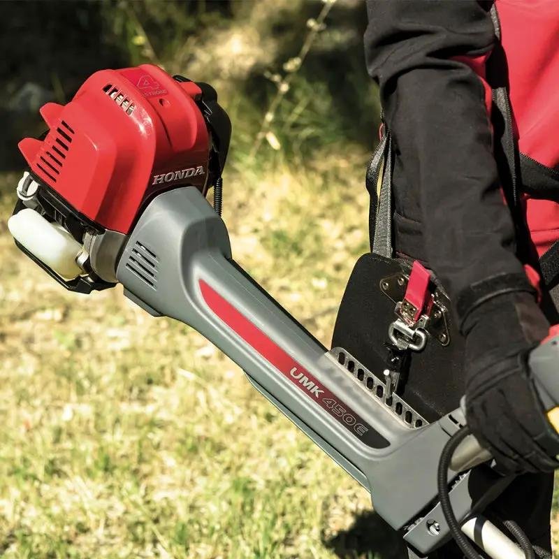Honda UMK450XE Brush Cutter GX50 47.9cc 4 Stroke OHC Engine 0.63 L Fuel Tank Capacity - Image 5